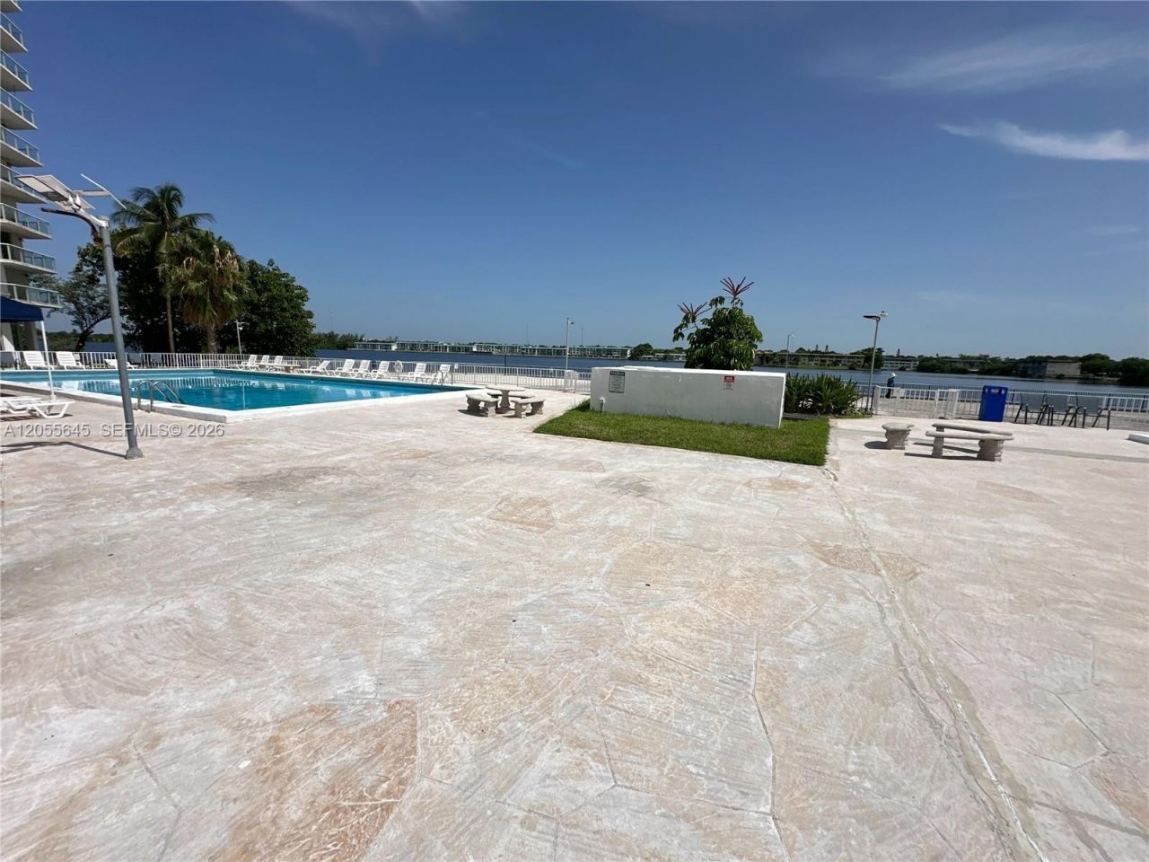 1301 NE Miami Gardens Dr, Unit 1403W, Miami, FL 33179 Photo