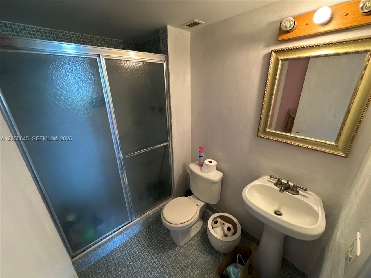 1301 NE Miami Gardens Dr, Unit 1403W, Miami, FL 33179 Photo