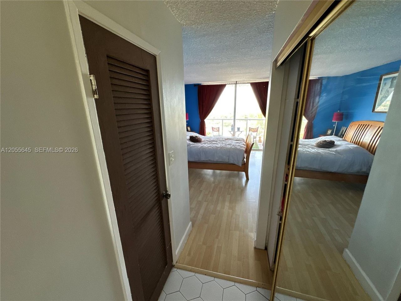 1301 NE Miami Gardens Dr, Unit 1403W, Miami, FL 33179 Photo