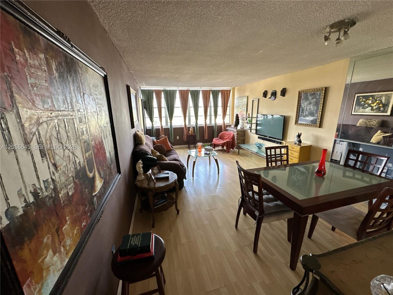 1301 NE Miami Gardens Dr, Unit 1403W, Miami, FL 33179 Photo