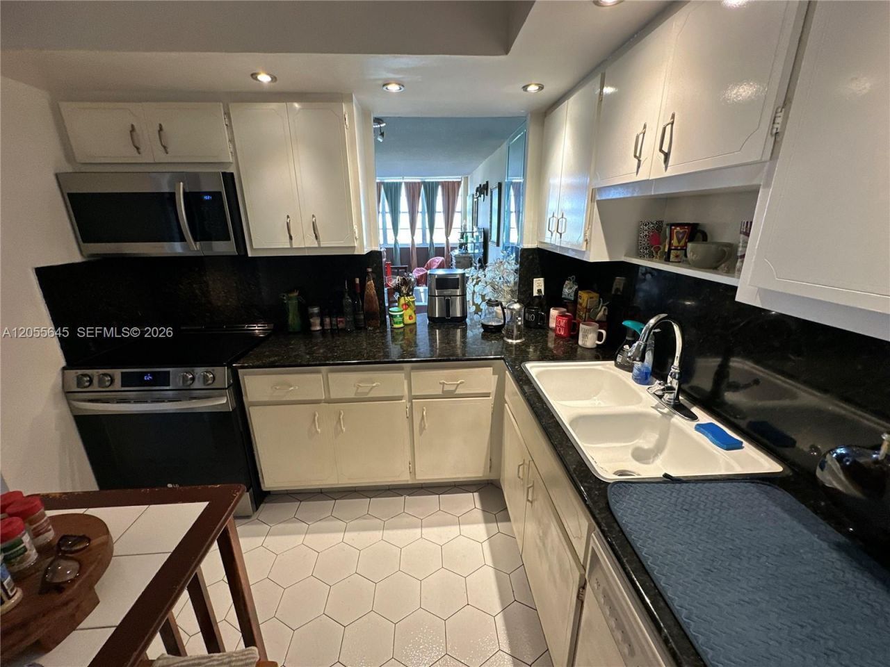 1301 NE Miami Gardens Dr, Unit 1403W, Miami, FL 33179 Photo