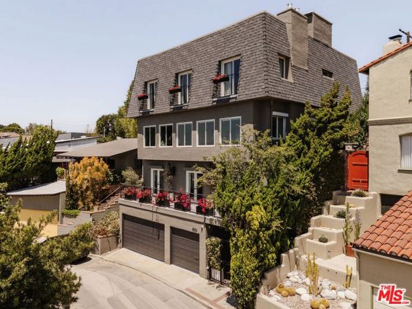 3823 Franklin Avenue , Los Angeles, CA 90027