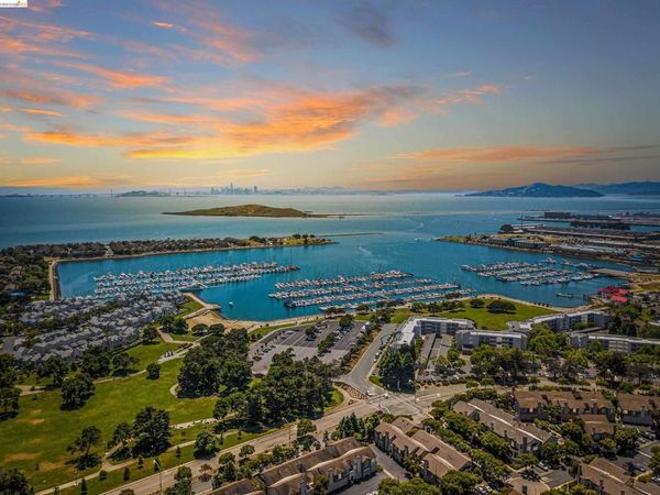 1508 Jetty Dr , Richmond, CA 94804