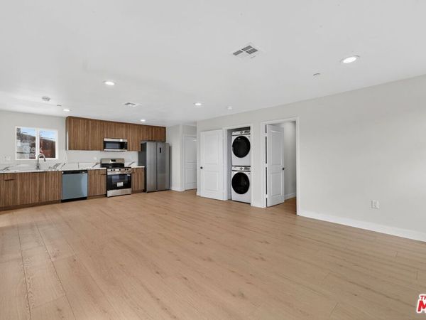 3436 Hunter Street , Unit 4, Los Angeles, CA 90023