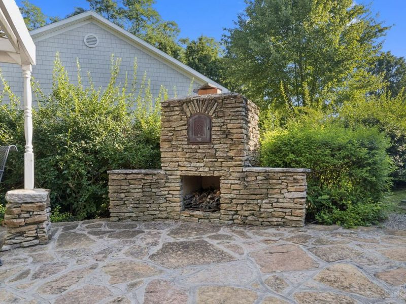 32 Wagon Wheel Cir, Franklin Twp, OH 45171 Photo 8