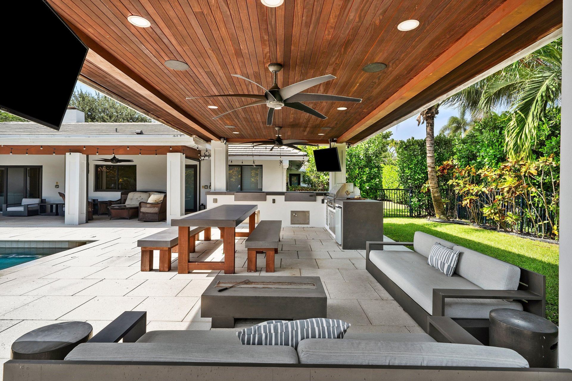 2040 NW 25th Street, Boca Raton, FL 33431 Photo