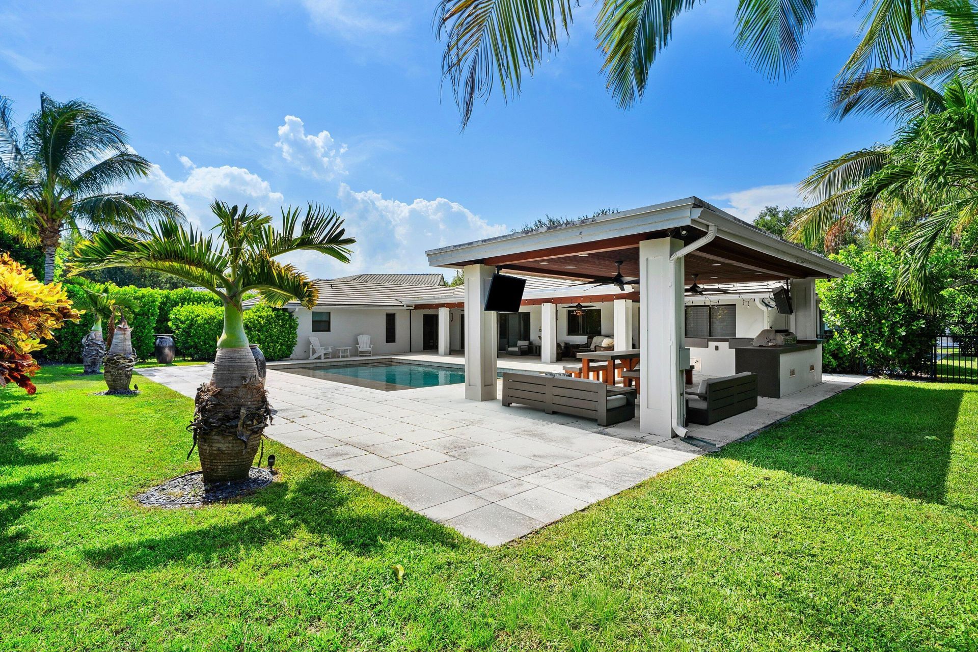 2040 NW 25th Street, Boca Raton, FL 33431 Photo