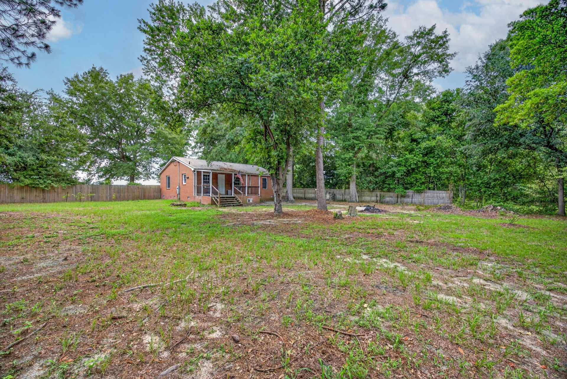 2699 Ninety 6 Road Photo 17