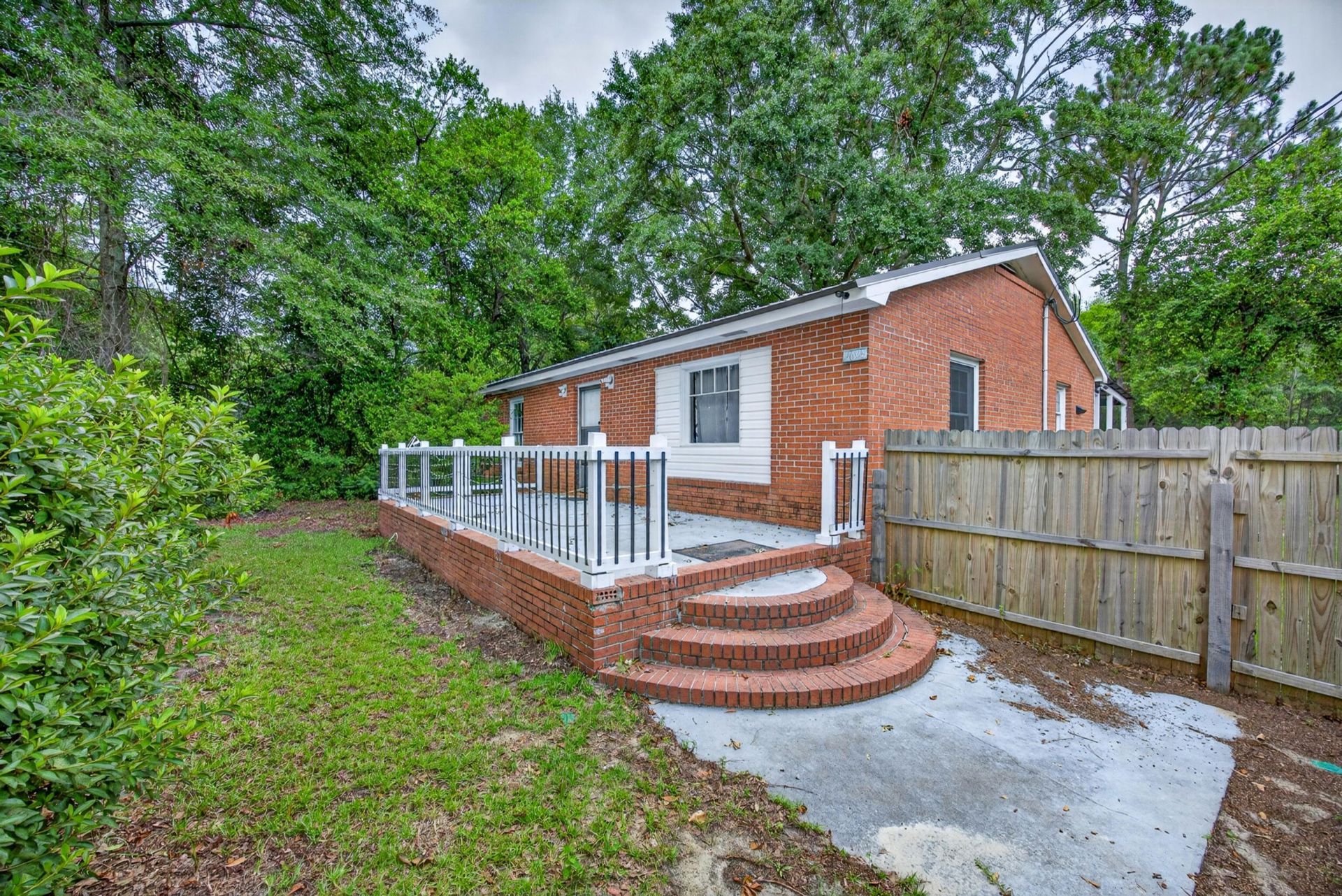 2699 Ninety 6 Road Photo 5