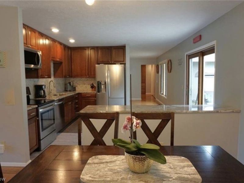 22309 Rock Creek Circle, Strongsville, OH 44149 Photo 6