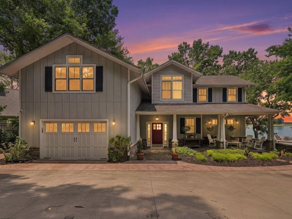 103 Bluebird CT, Huddleston, VA 24104