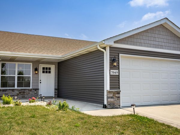 7849 Wright Street, Merrillville, IN 46410