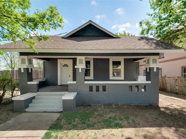 2721 Travis Avenue, Fort Worth, TX 76110