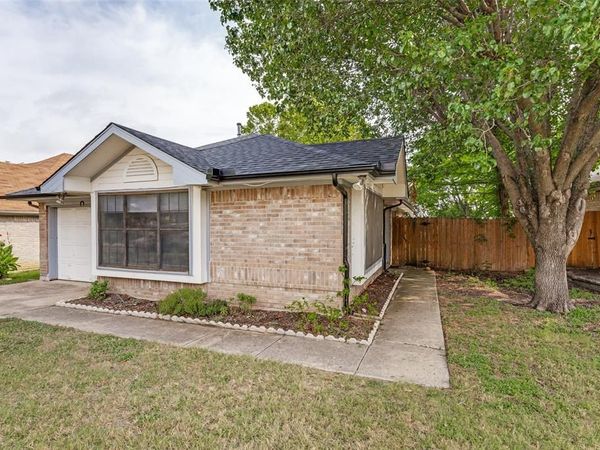 10116 Leatherwood Drive, Fort Worth, TX 76108