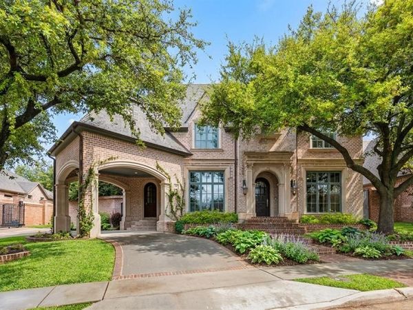 44 Armstrong Drive, Frisco, TX 75034