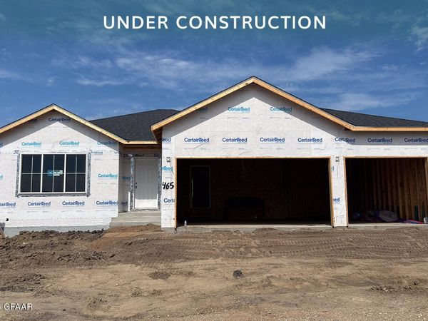 465 WREN Drive , Grand Forks, ND 58201