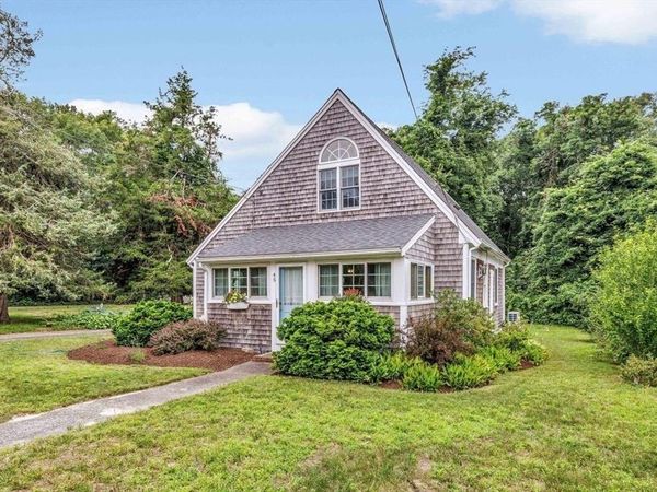 45 Ploughed Neck Rd, Sandwich, MA 02537