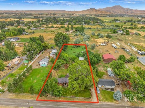 2246 E Locust St., Emmett, ID 83617
