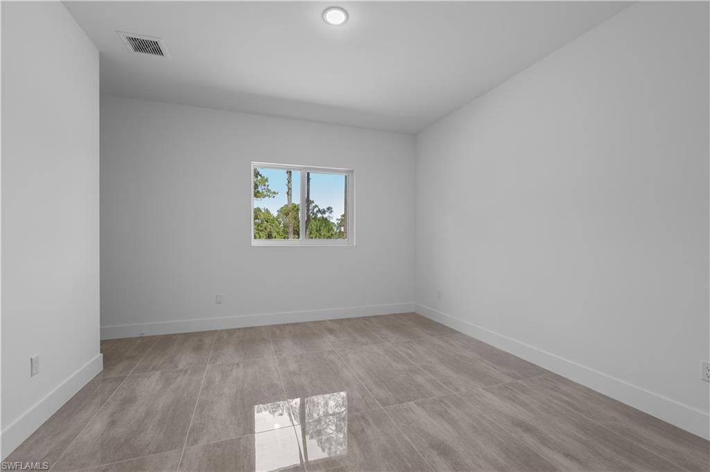 828 Genoa Ave S, Lehigh Acres, FL 33974 Photo