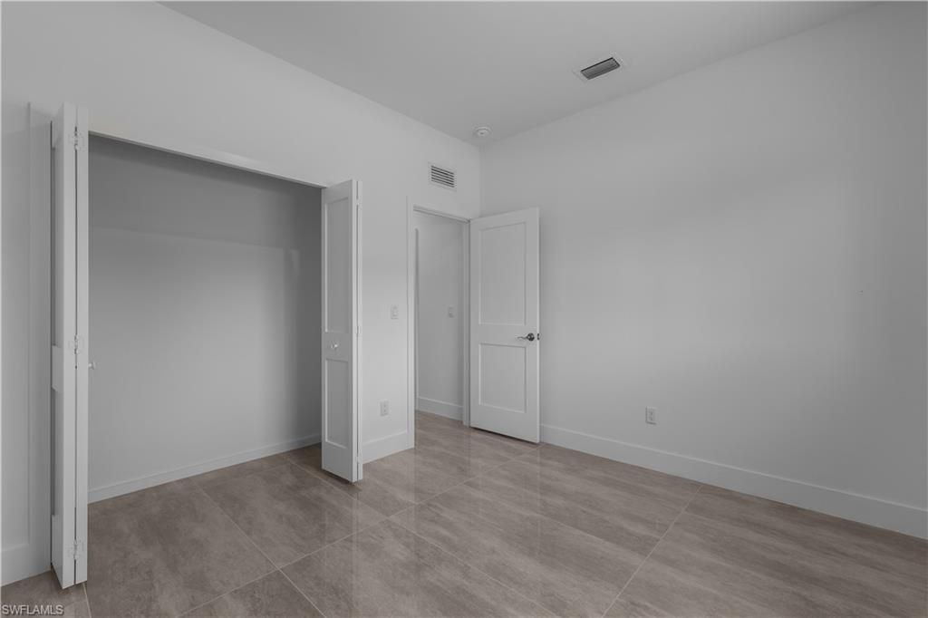 828 Genoa Ave S, Lehigh Acres, FL 33974 Photo