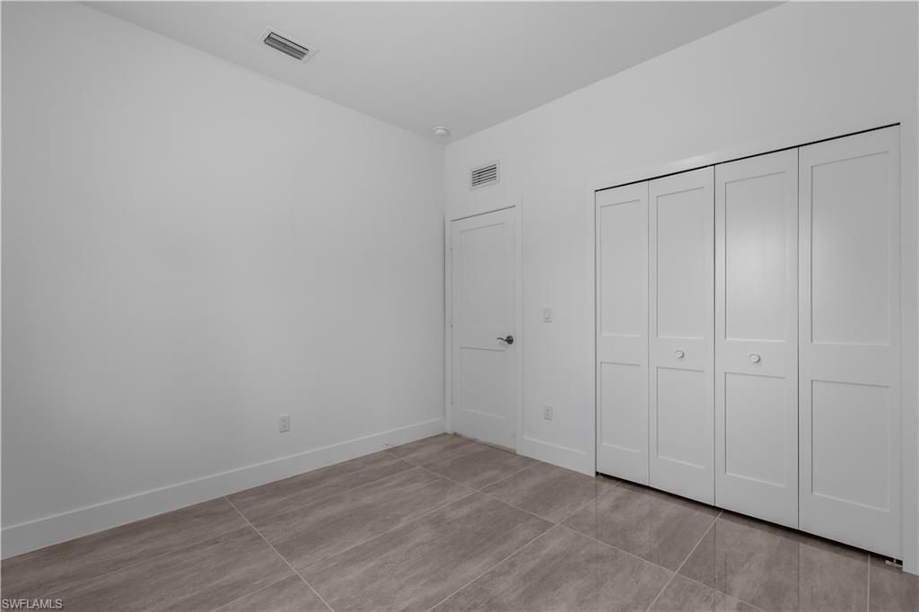 828 Genoa Ave S, Lehigh Acres, FL 33974 Photo