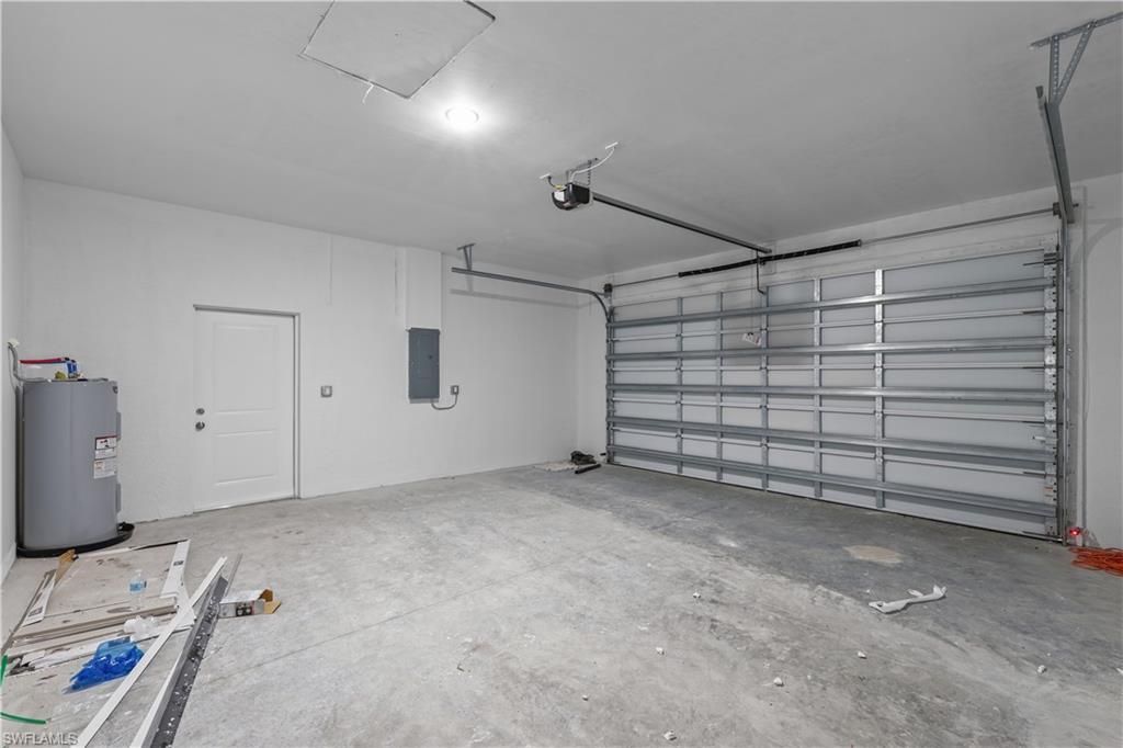 828 Genoa Ave S, Lehigh Acres, FL 33974 Photo