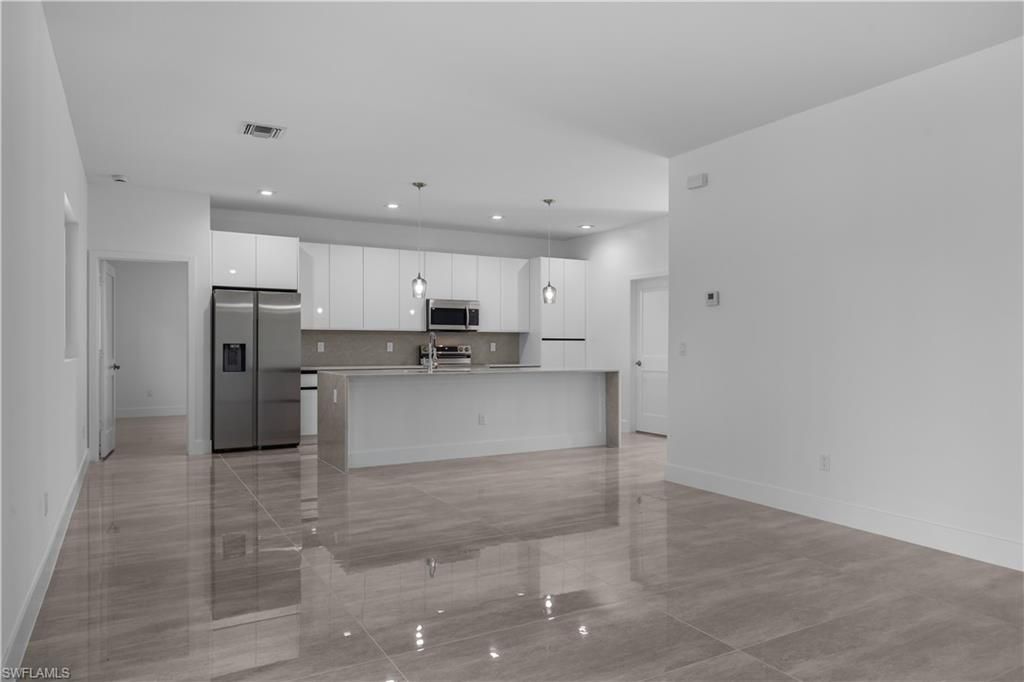 828 Genoa Ave S, Lehigh Acres, FL 33974 Photo