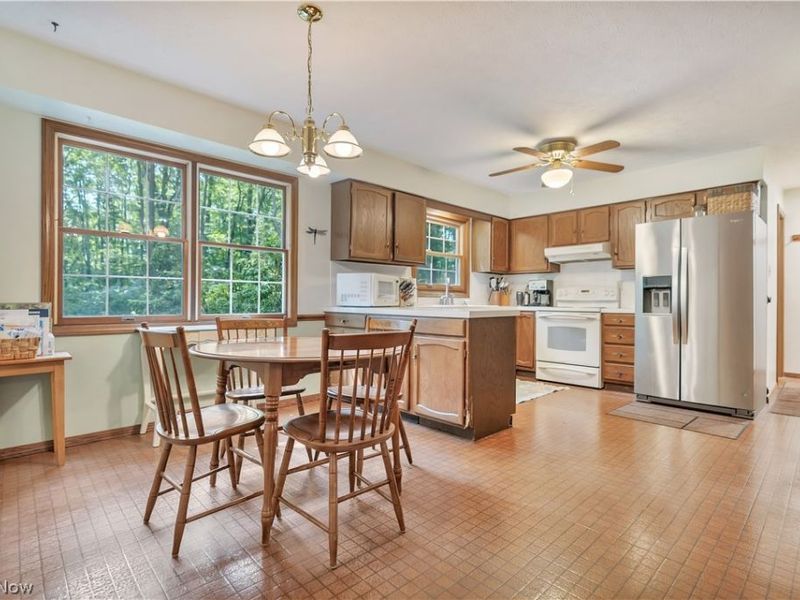 509 Park Ridge Drive, Munroe Falls, OH 44262 Photo 10