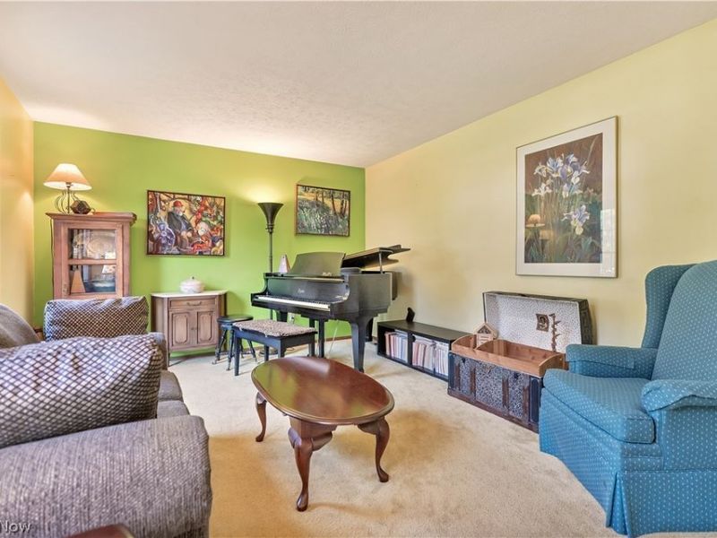 509 Park Ridge Drive, Munroe Falls, OH 44262 Photo 4