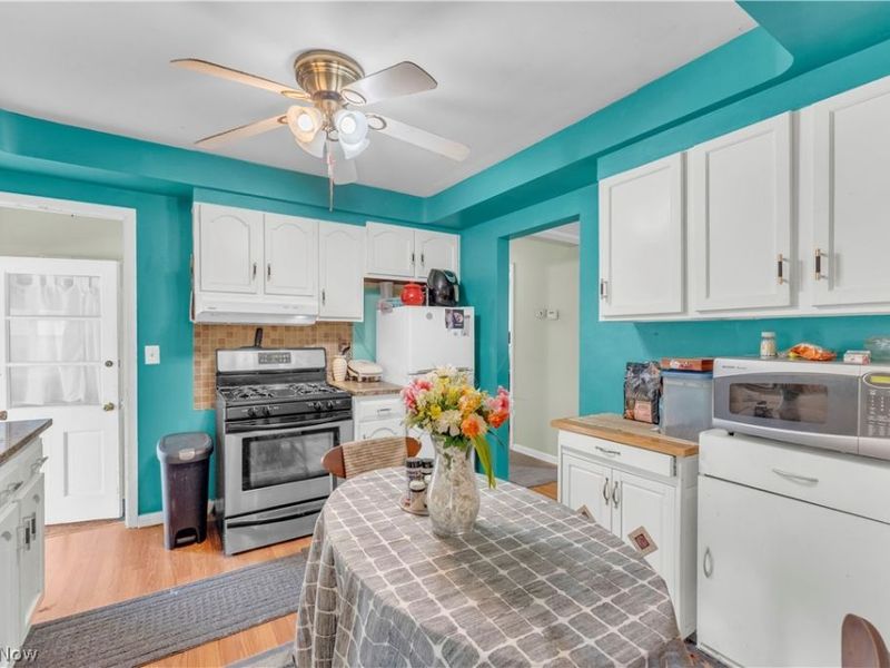 9560 Reichert Road, Parma, OH 44130 Photo 10