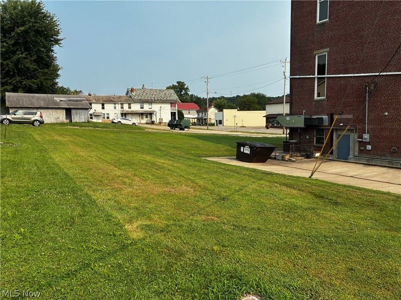 201 Fifth St, Beverly, OH 45715 Photo 6