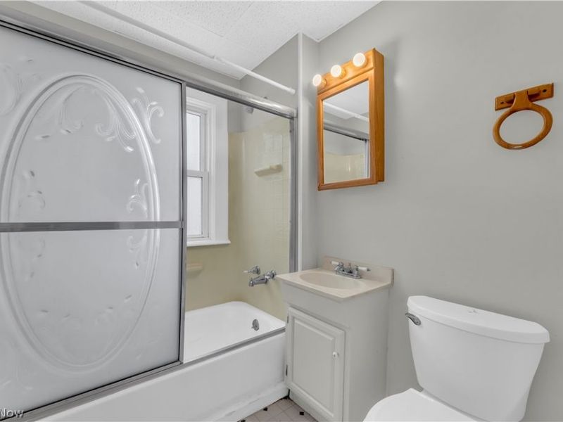 2133 W 98th Street, Unit 4, Cleveland, OH 44102 Photo 17