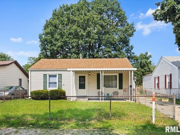 2613 BURTON Drive, Springfield, IL 62703