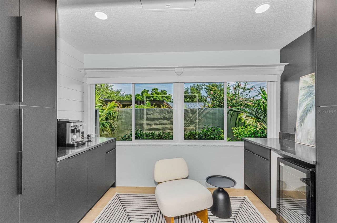861 Rafael Boulevard Ne, Saint Petersburg, FL 33704 Photo