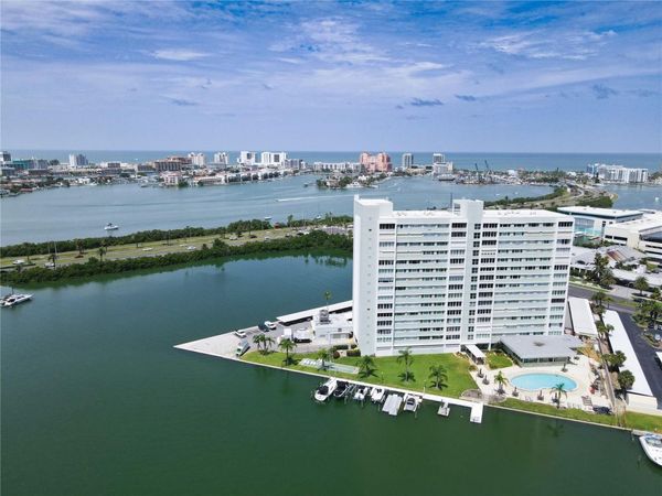 31 ISLAND WAY , Unit 505, CLEARWATER BEACH, FL 33767