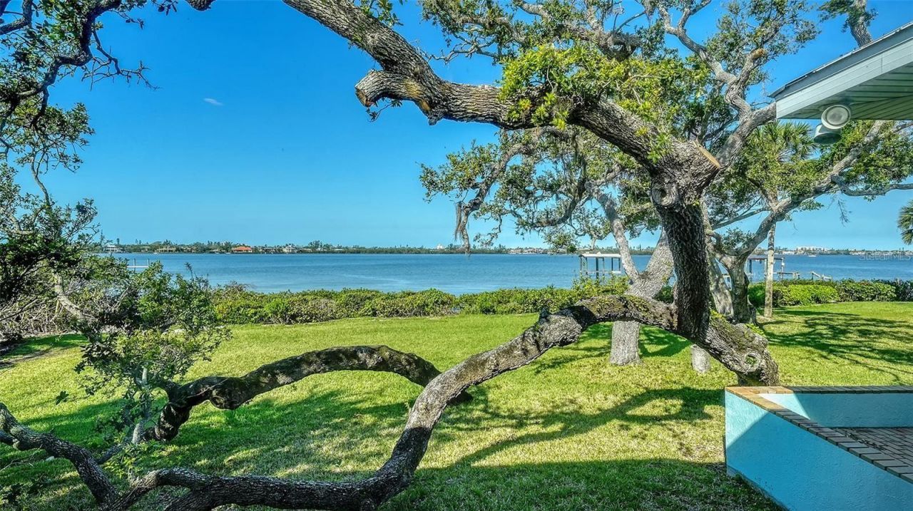 1440 Kimlira Lane, Sarasota, FL 34231 Photo