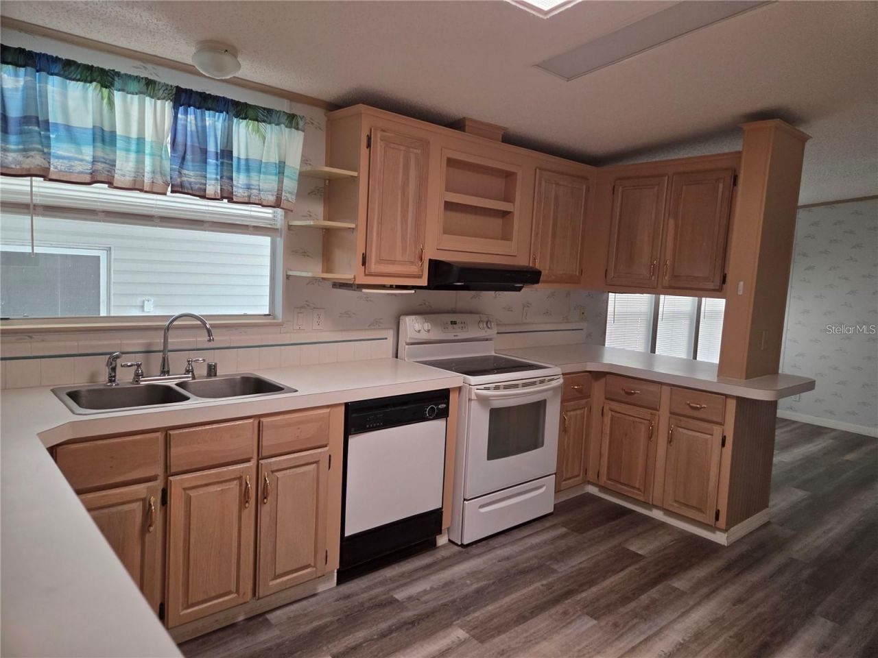 3224 Manatee Road , Tavares, FL 32778 Photo