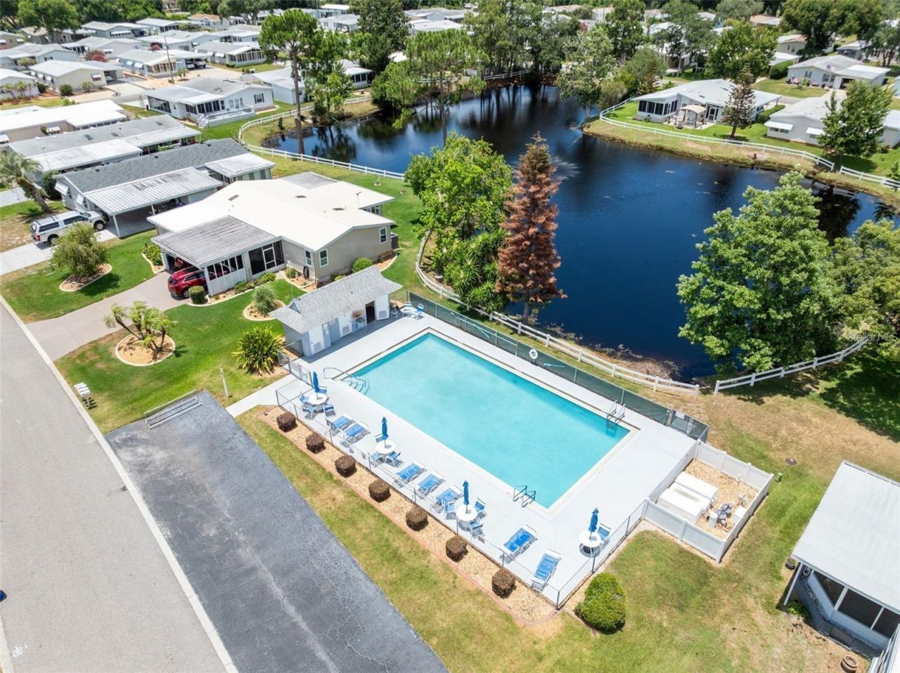 3224 Manatee Road , Tavares, FL 32778 Photo