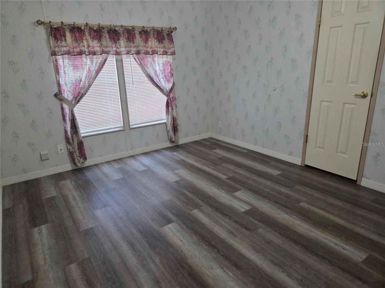 3224 Manatee Road , Tavares, FL 32778 Photo