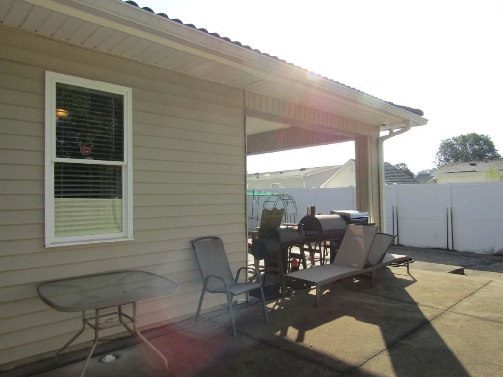 308 Glenridge Dr. Photo 32