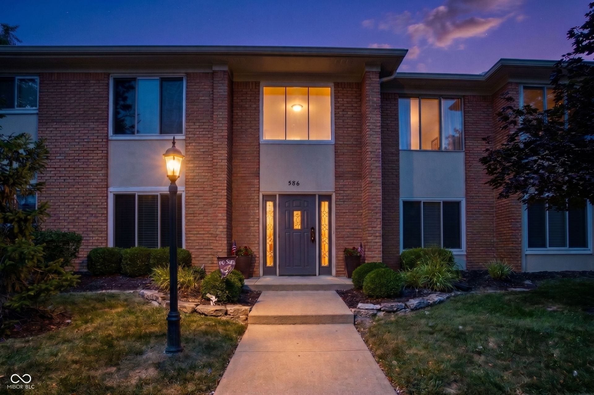 586 Hunters Drive, Unit APT D, Carmel, IN 46032 Main Photo