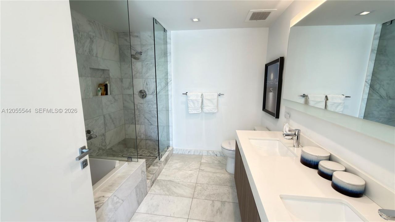 401 N Birch Rd, Unit 415, Fort Lauderdale, FL 33304 Photo