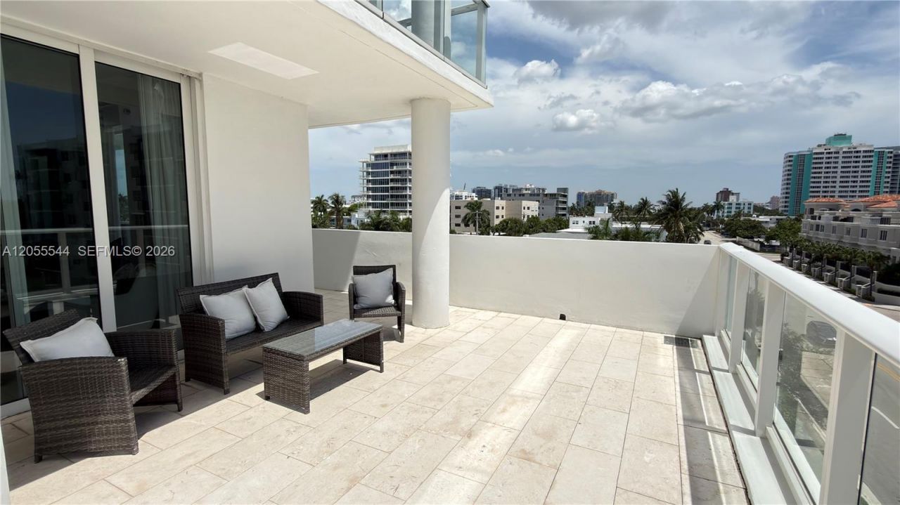 401 N Birch Rd, Unit 415, Fort Lauderdale, FL 33304 Photo