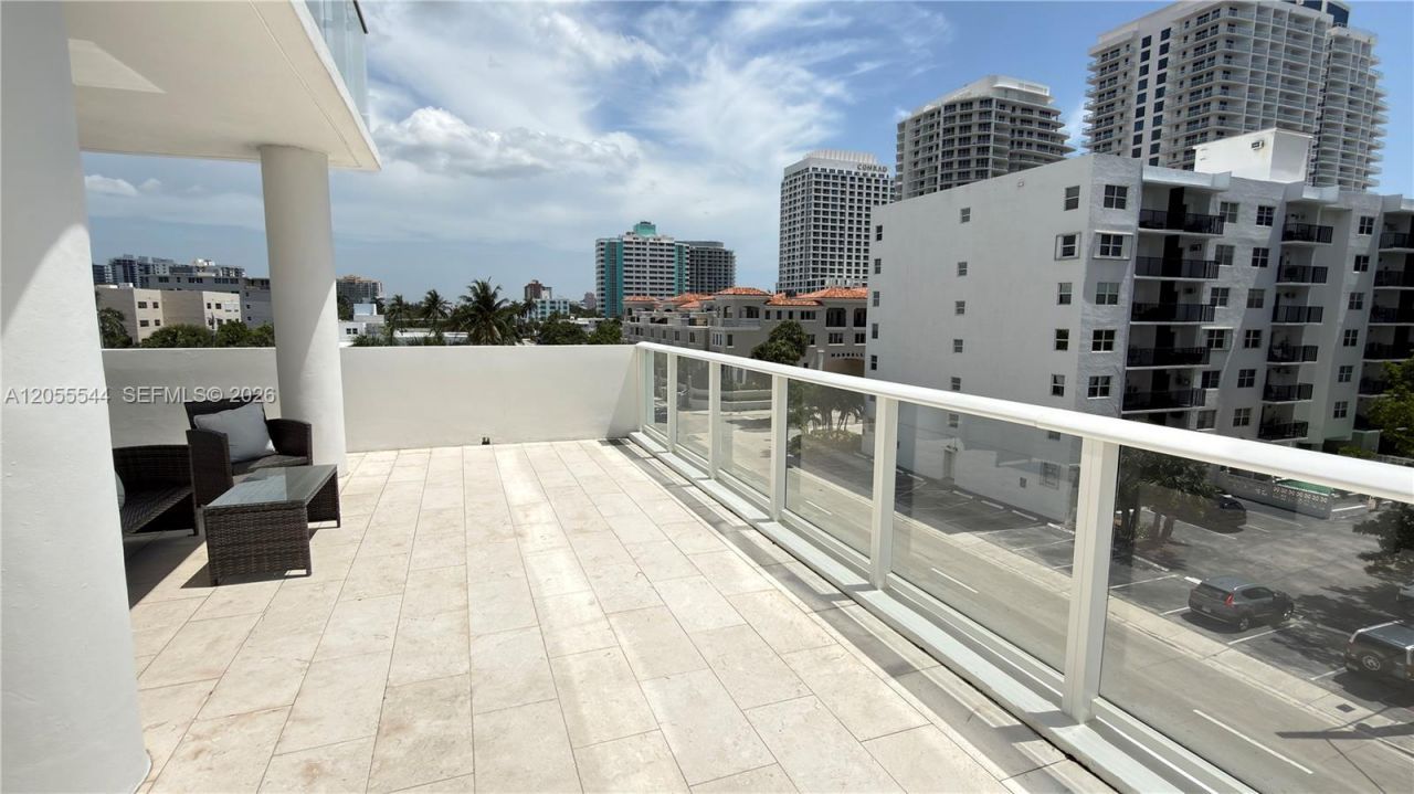 401 N Birch Rd, Unit 415, Fort Lauderdale, FL 33304 Photo
