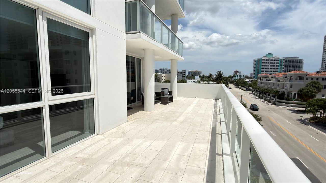401 N Birch Rd, Unit 415, Fort Lauderdale, FL 33304 Photo