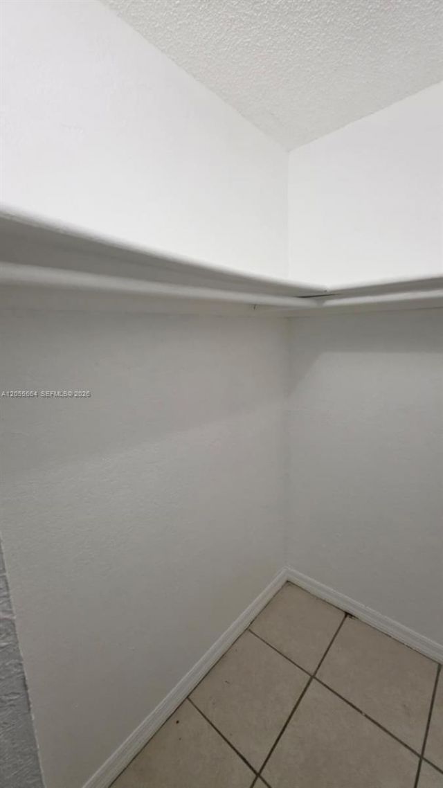 4550 NW 9th St, Unit 308E, Miami, FL 33126 Photo
