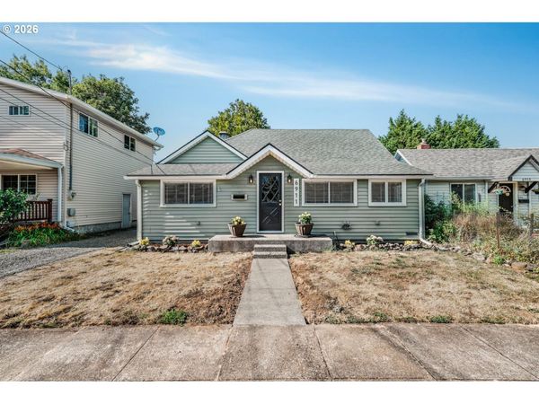 6911 SE CORA ST, Portland, OR 97206