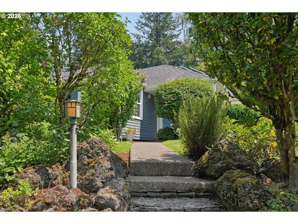 7250 SW BENZ PARK DR, Portland, OR 97225