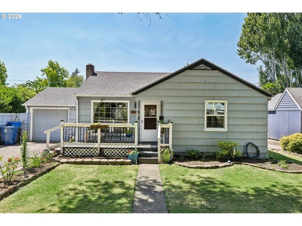 1915 23RD NE ST, Salem, OR 97301