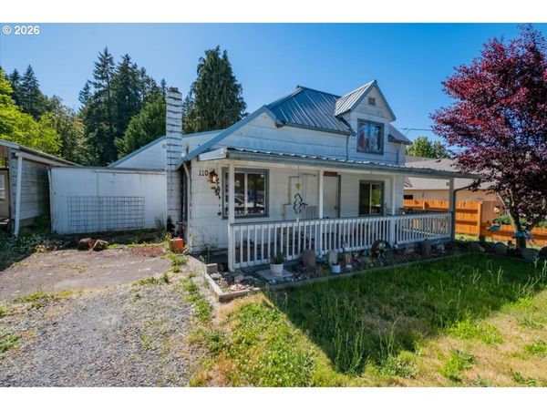 110 8TH AVE, Sweet Home, OR 97386